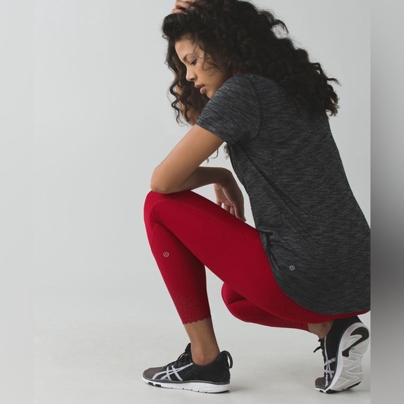 Lululemon - Casual Tight Stuff Tight *Reflective Vibrant Red Leggings in Size 6 - Picture 2 of 12